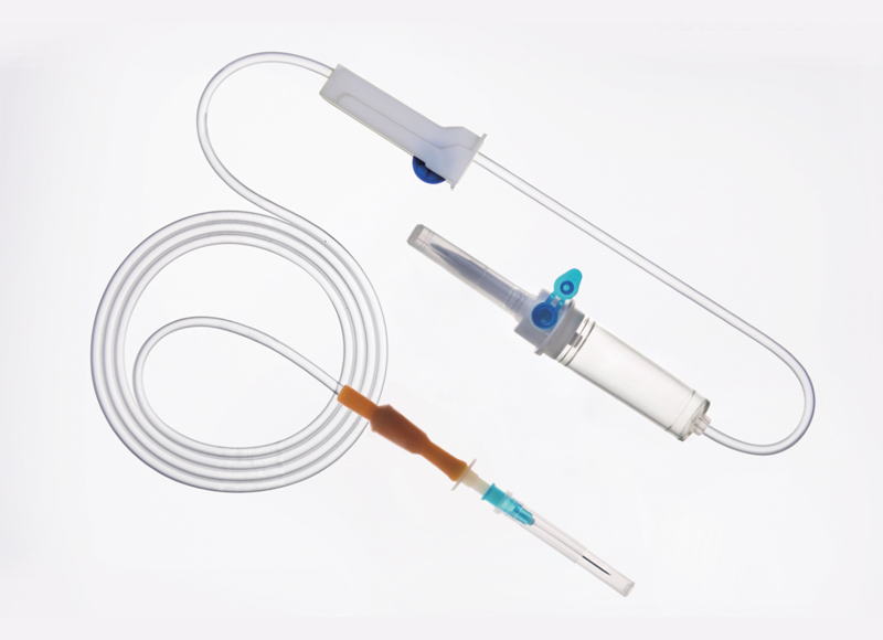 A-3 DISPOSABLE IV CLINICAL INFUSION GIVING SET WITH NEEDLE